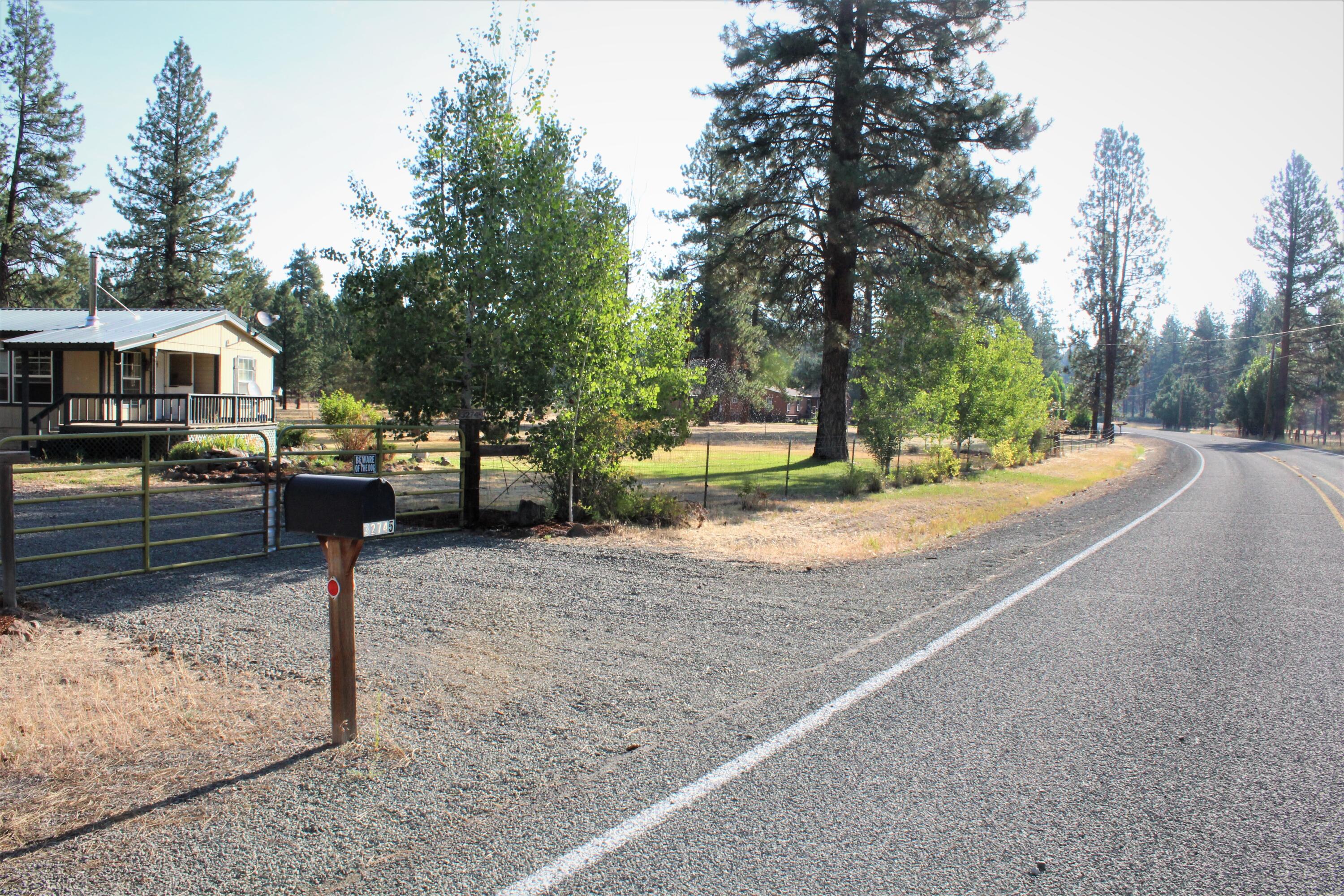 32745 Keno Springs Road Bonanza, OR 97623 - Photo 2 of 54 IMG_4545