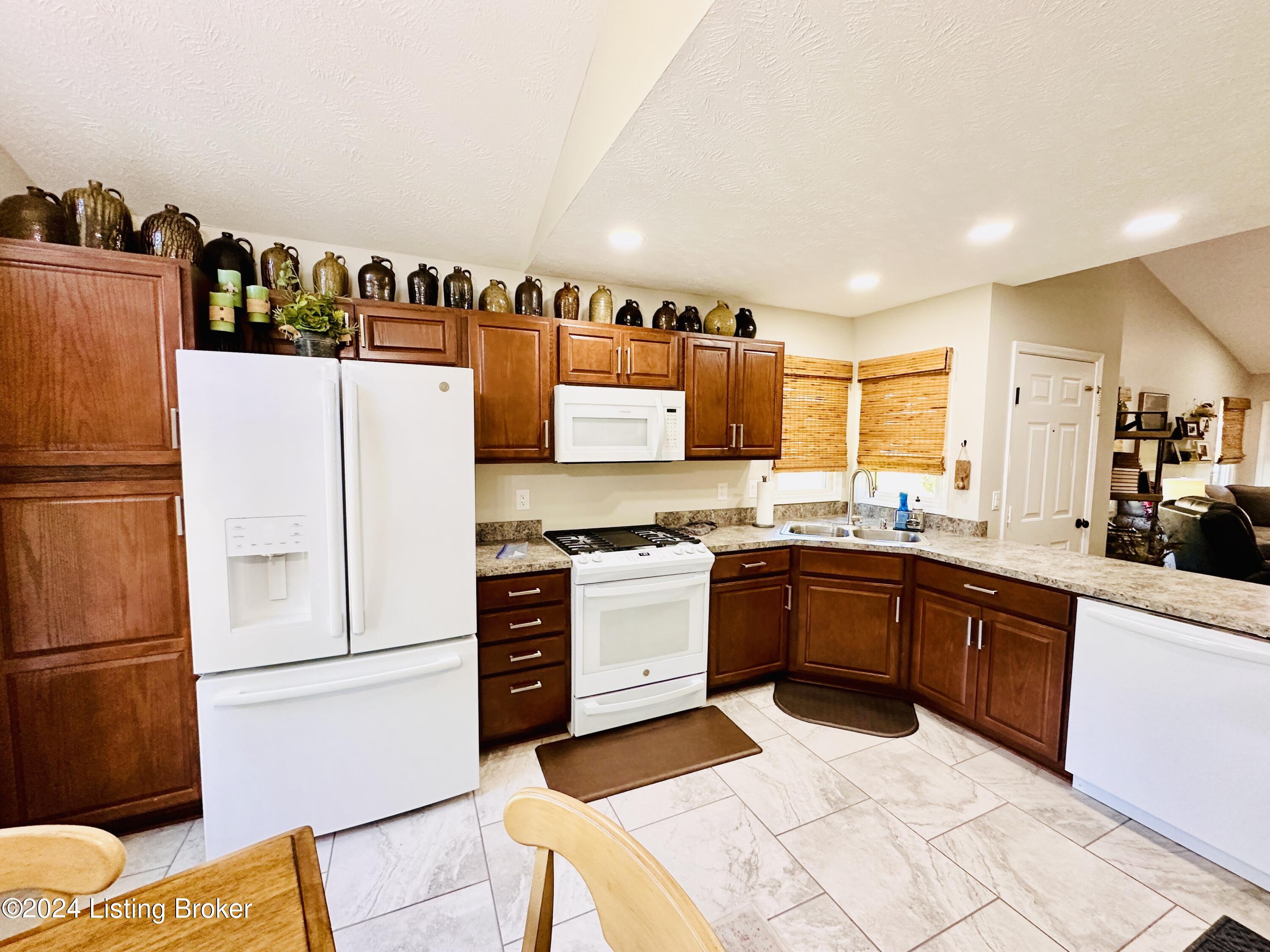 311 Sunbeam Road Leitchfield, KY 42754 - Photo 26 of 61 Main floor-8