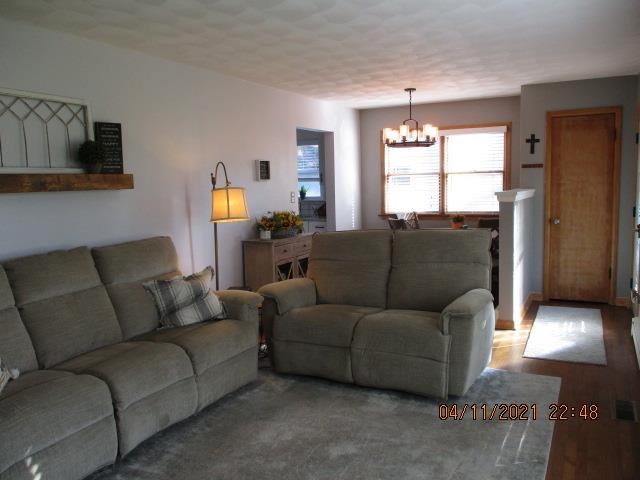 3918 Pinecrest Road Rockford, IL 61107 - Photo 7 of 21 a living room with furniture and a window