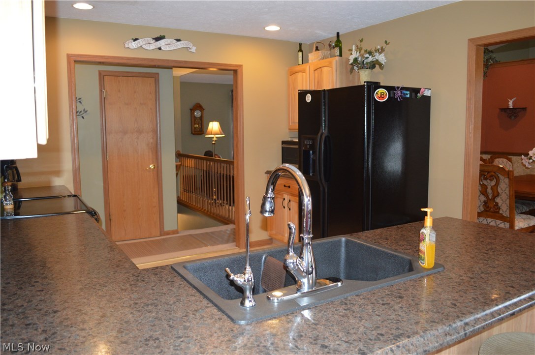 6979 Wadsworth Road Medina, OH 44256 - Photo 9 of 35 Gallery Image 9