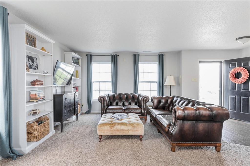 10401 Corning Way Fishers, IN 46038 - Photo 11 of 26 Gallery Image 11