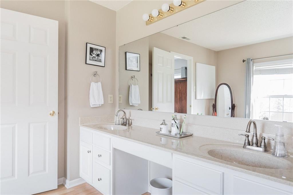 10401 Corning Way Fishers, IN 46038 - Photo 16 of 26 Gallery Image 16