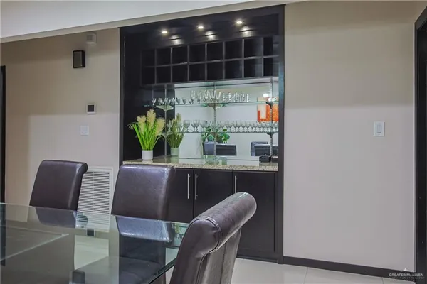 $2,000 | 412 Toronto Avenue, Unit 34, McAllen, TX 78503