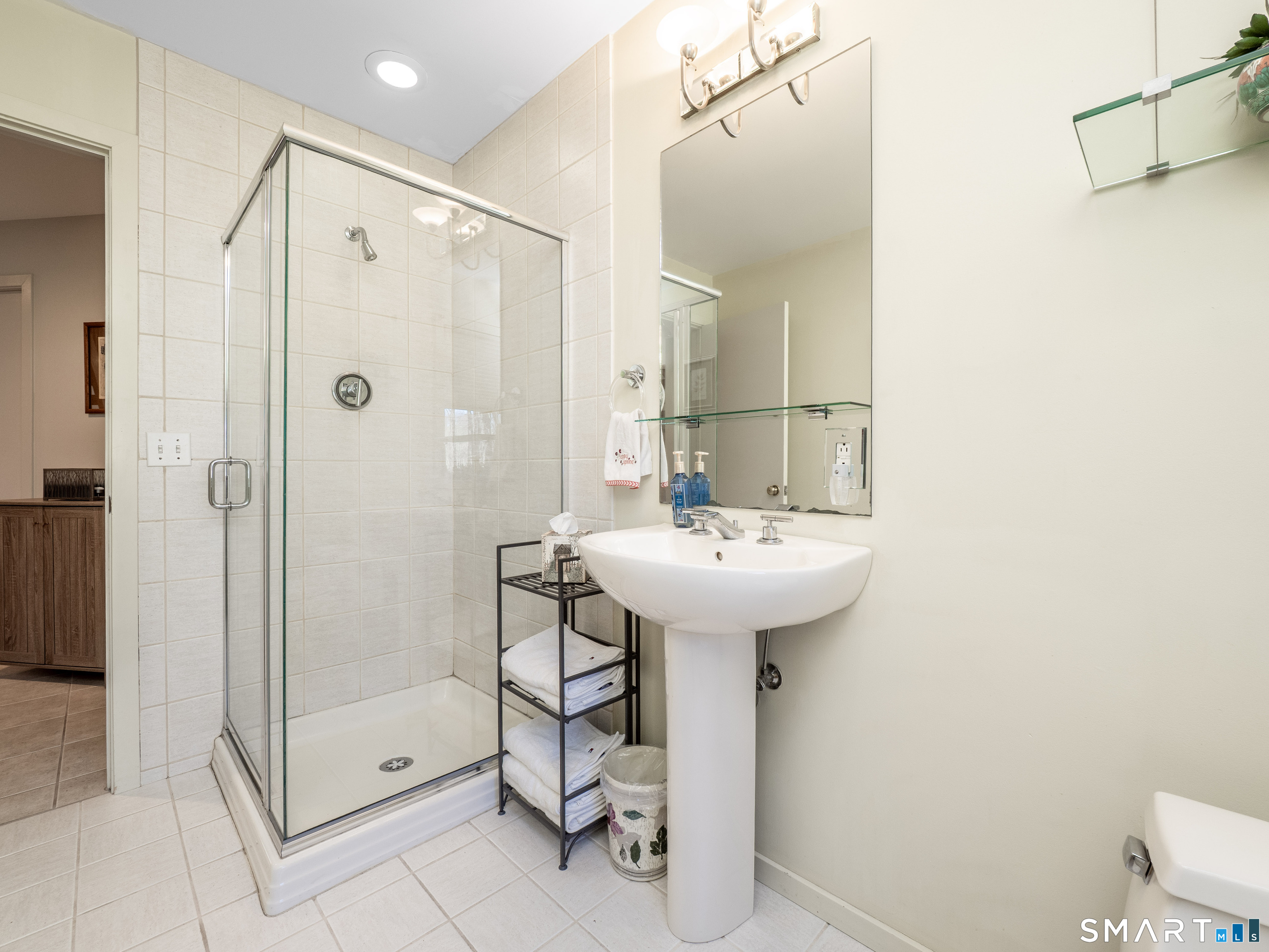 15 Black Pine Ridge Ridgefield, CT 06877 - Photo 33 of 38