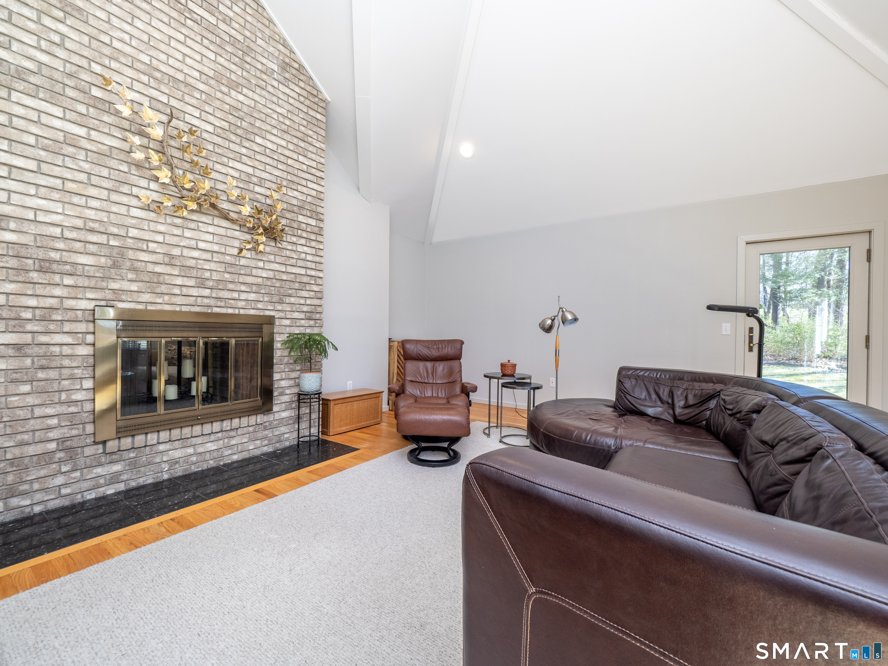 15 Black Pine Ridge Ridgefield, CT 06877 - Photo 6 of 38