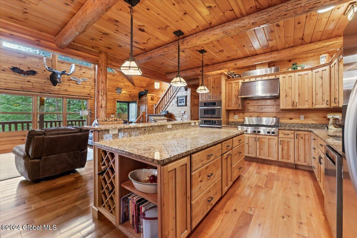 21 Deer Creek Road Bolton, NY 12824 - Photo 16 of 50 23-DOD07721