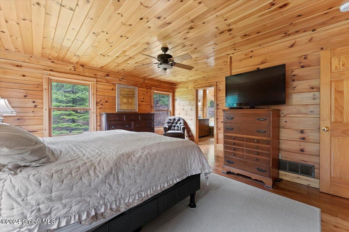 21 Deer Creek Road Bolton, NY 12824 - Photo 22 of 50 34-DOD07754
