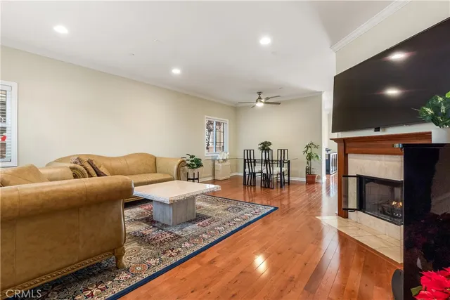 $949,000 | 1021 Cravens Avenue, Unit 9, Torrance, CA 90501