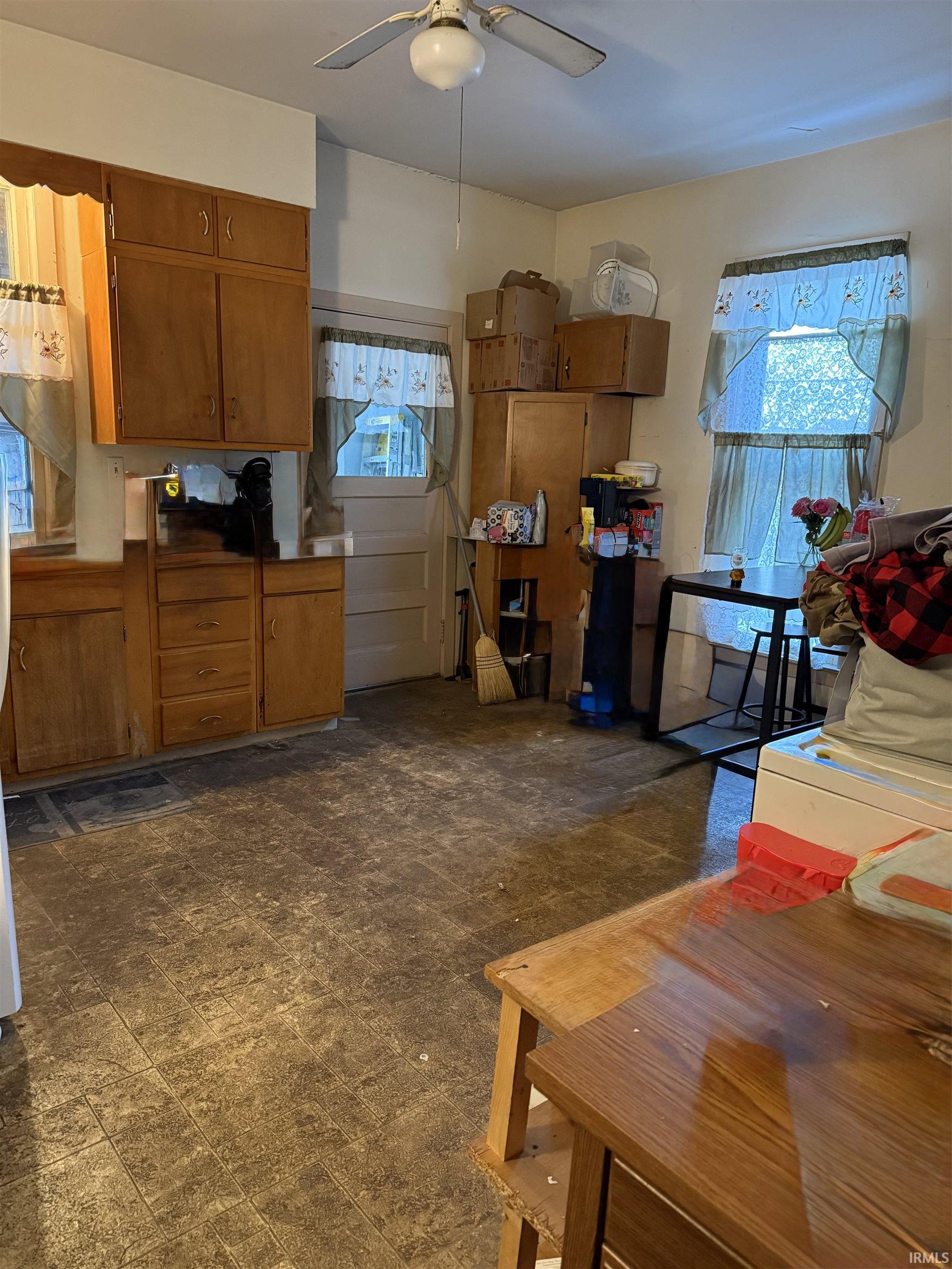 420 West 1st Street Marion, IN 46952 - Photo 11 of 24