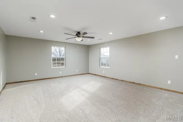 $649,900 | 24110 Evanston Road, Lebanon, MO 65536