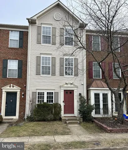 $2,700 | 21076 Bitterroot Terrace, Ashburn, VA 20147