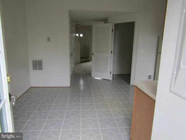 $2,700 | 21076 Bitterroot Terrace, Ashburn, VA 20147