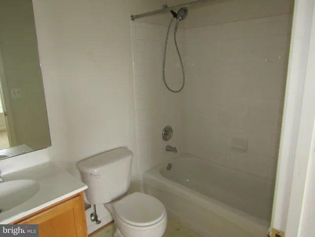 $2,700 | 21076 Bitterroot Terrace, Ashburn, VA 20147