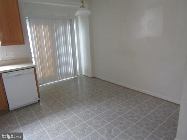 $2,700 | 21076 Bitterroot Terrace, Ashburn, VA 20147