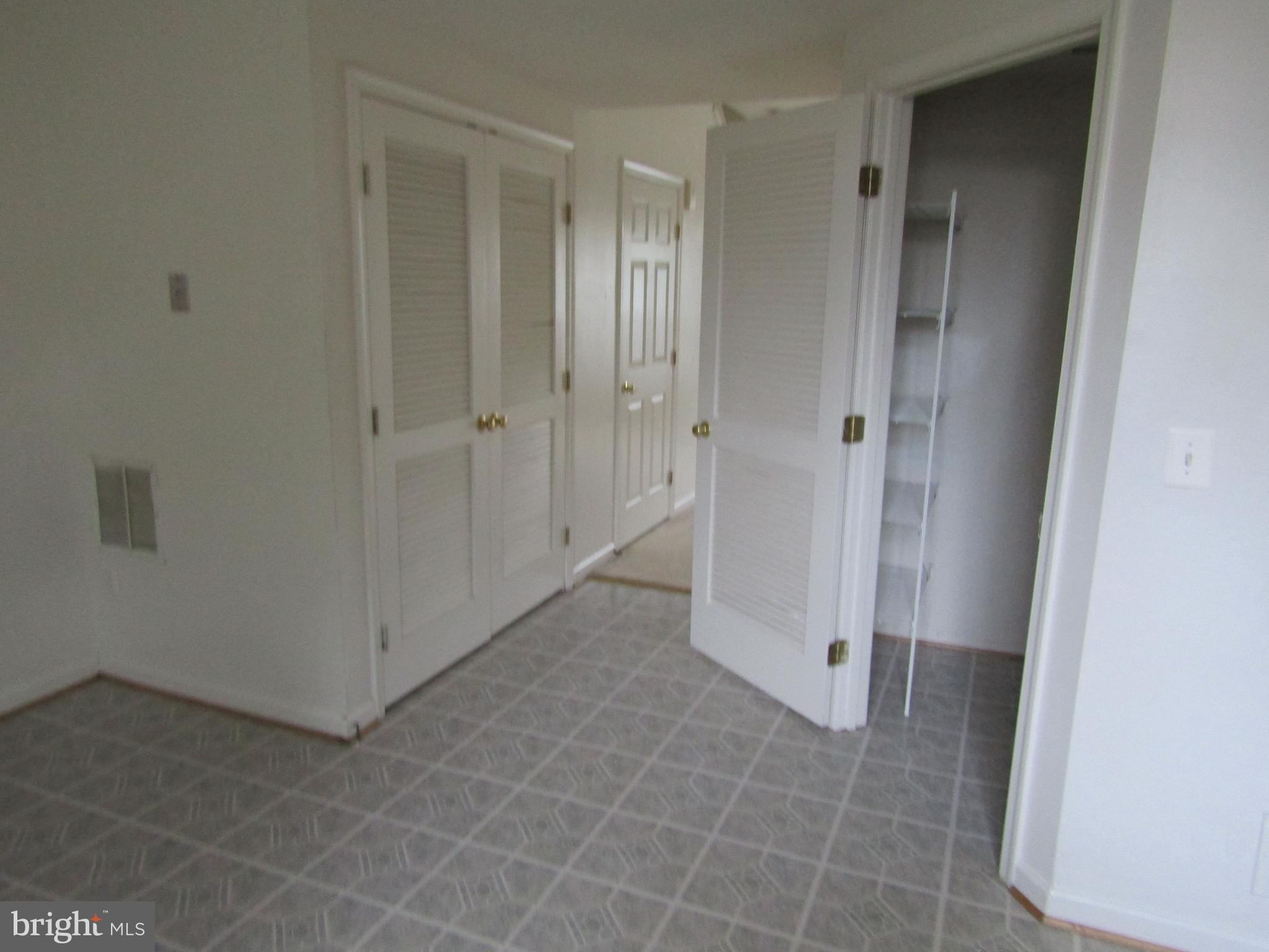21076 Bitterroot Terrace Ashburn, VA 20147 - Photo 10 of 18