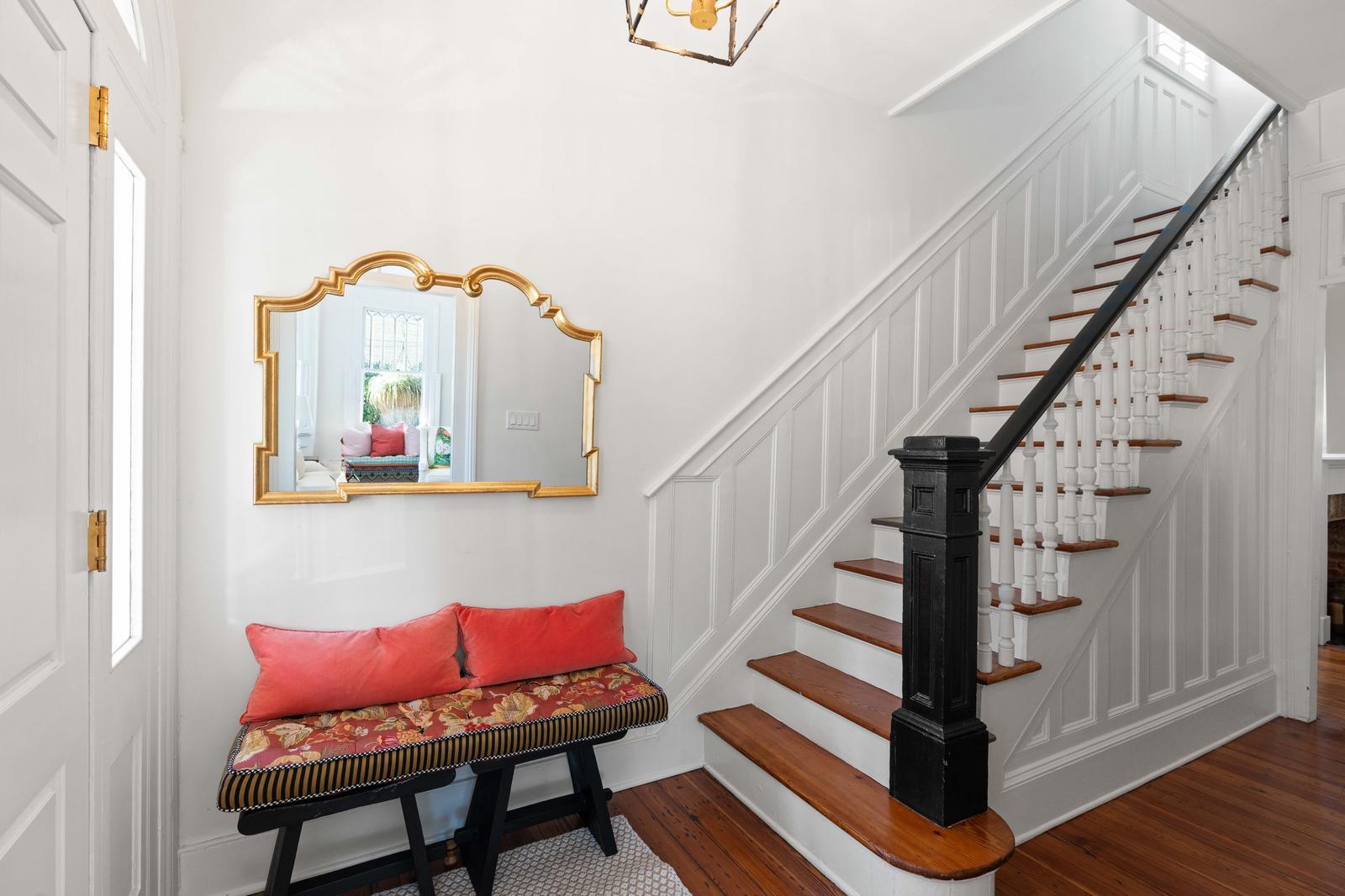 18 Logan Street Charleston, SC 29401 - Photo 13 of 67 Formal Entry