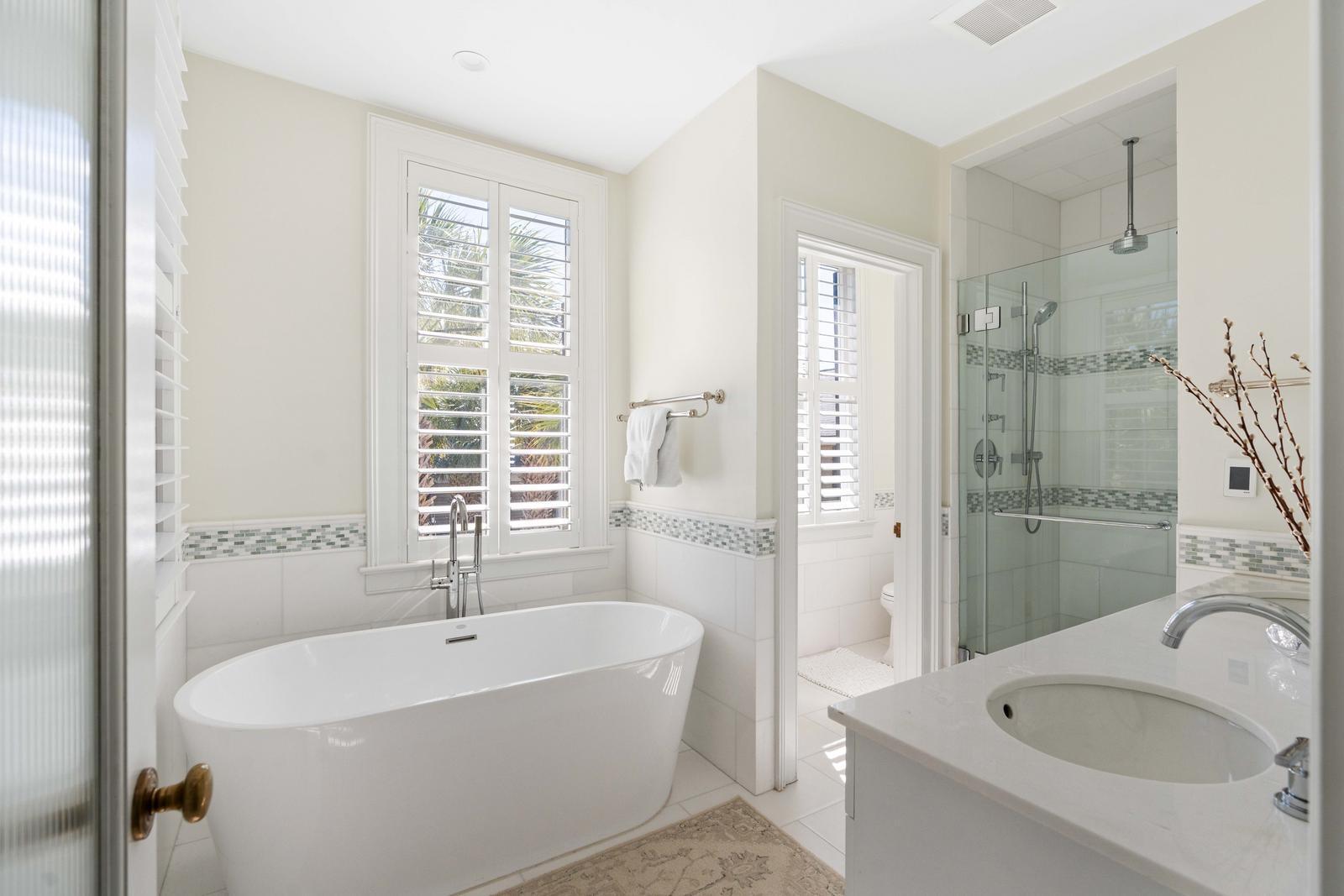 18 Logan Street Charleston, SC 29401 - Photo 40 of 67 18 Logan Street | Charleston, SC