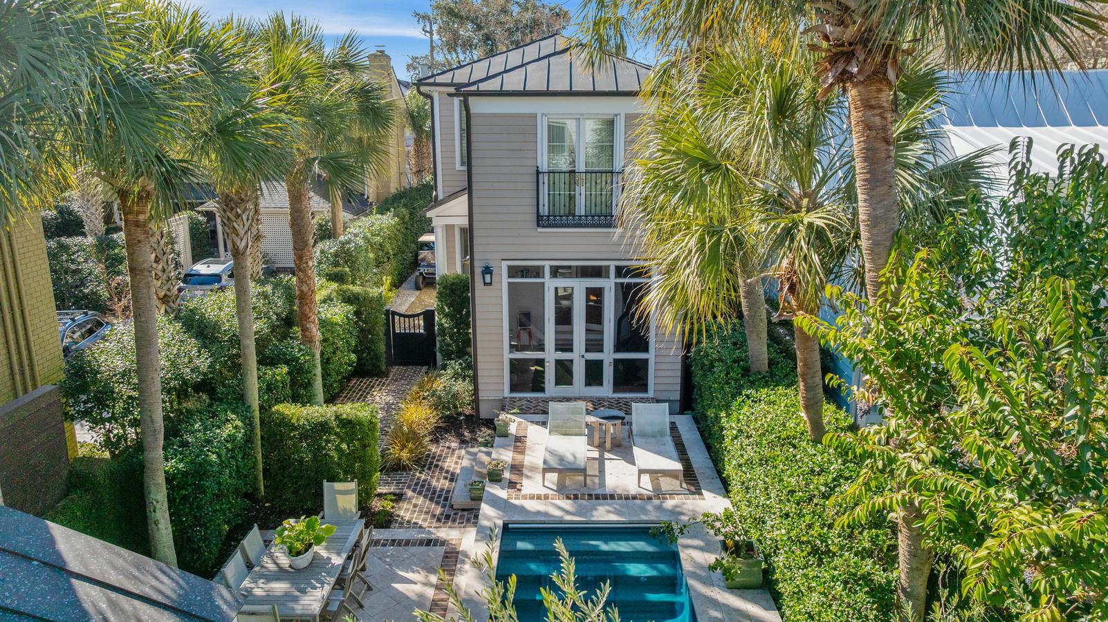 18 Logan Street Charleston, SC 29401 - Photo 45 of 67 18 Logan Street | Charleston, SC