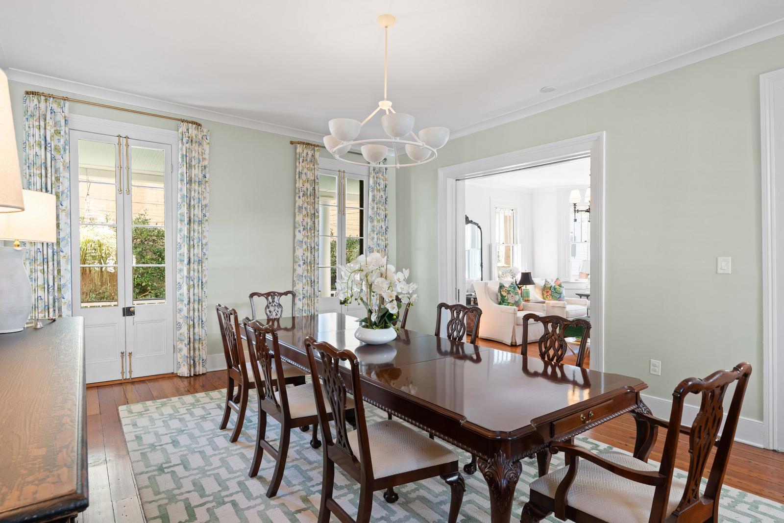 18 Logan Street Charleston, SC 29401 - Photo 7 of 67 Formal Dining Room