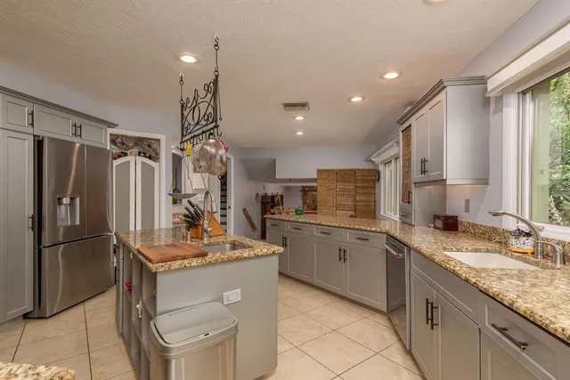 $990,000 | 2279 Ranchette Lane, Dunedin, FL 34698