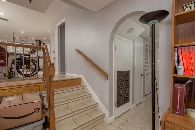 $990,000 | 2279 Ranchette Lane, Dunedin, FL 34698