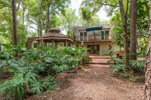 $990,000 | 2279 Ranchette Lane, Dunedin, FL 34698