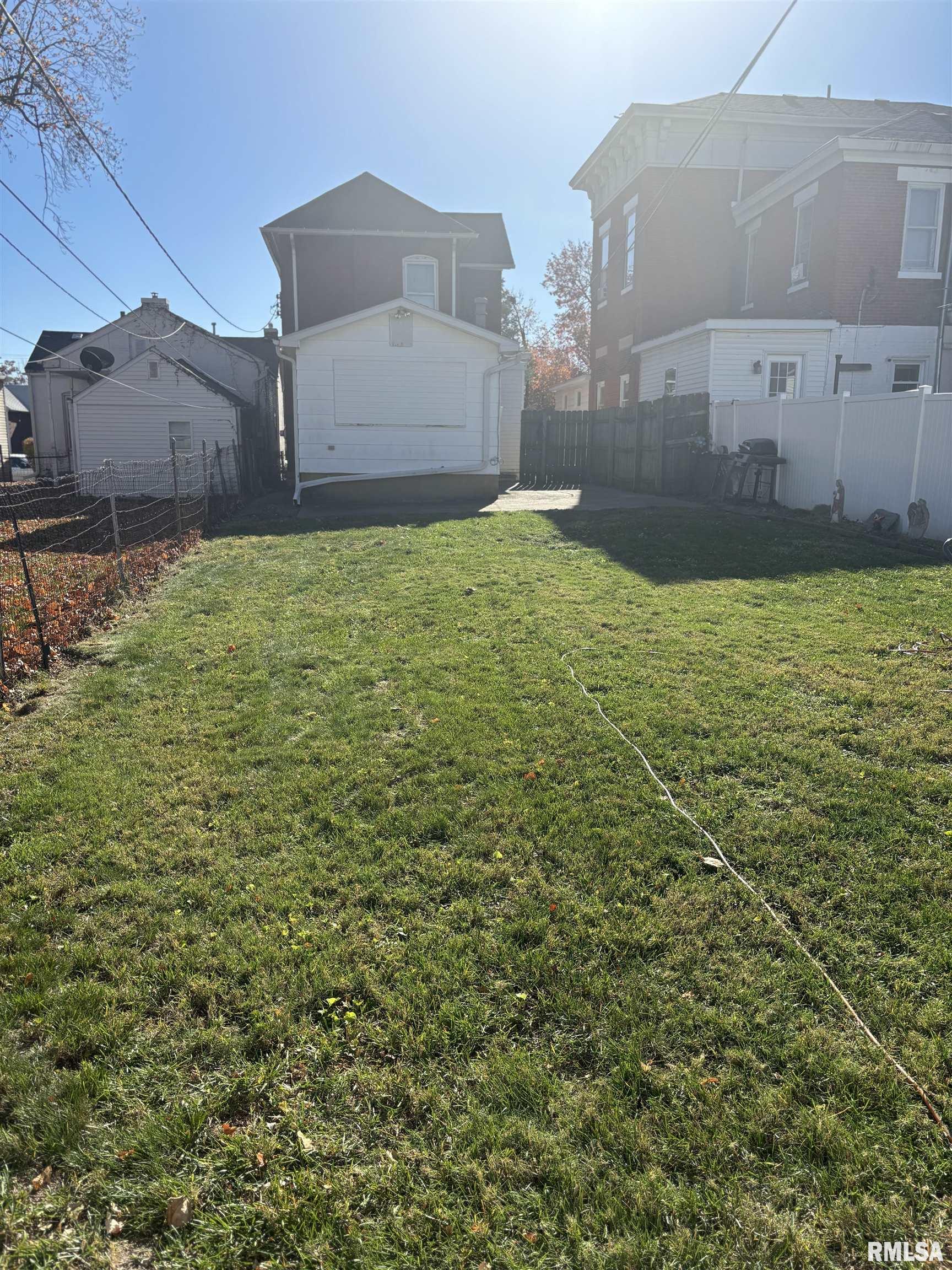 1405 Spring Street Quincy, IL 62301 - Photo 13 of 14