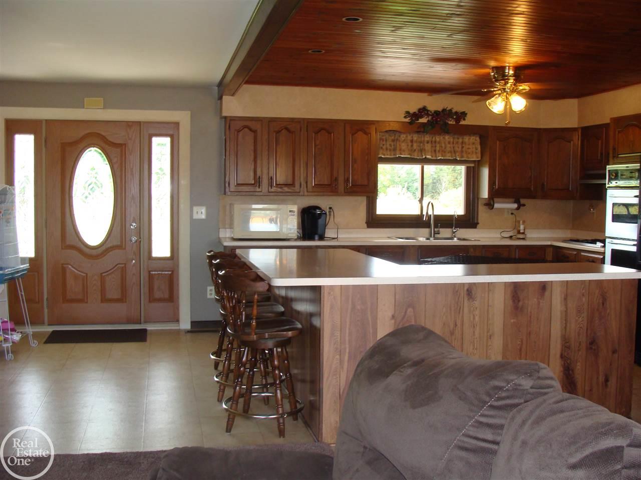 5084 Wixson Road Avoca, MI 48006 - Photo 30 of 51 31303761-29.JPG