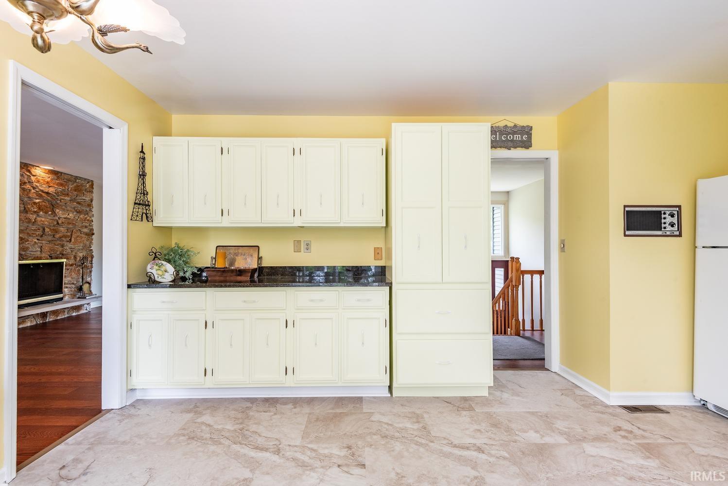 3019 North Ramble Road West Bloomington, IN 47408 - Photo 8 of 24