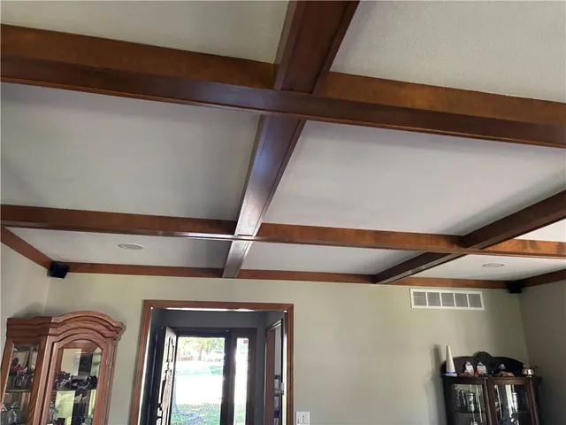 $539,900 | 2103 85th Road Northeast, St. Joseph, MO 64507