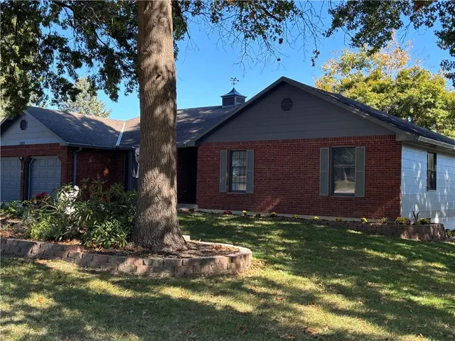 $539,900 | 2103 85th Road Northeast, St. Joseph, MO 64507