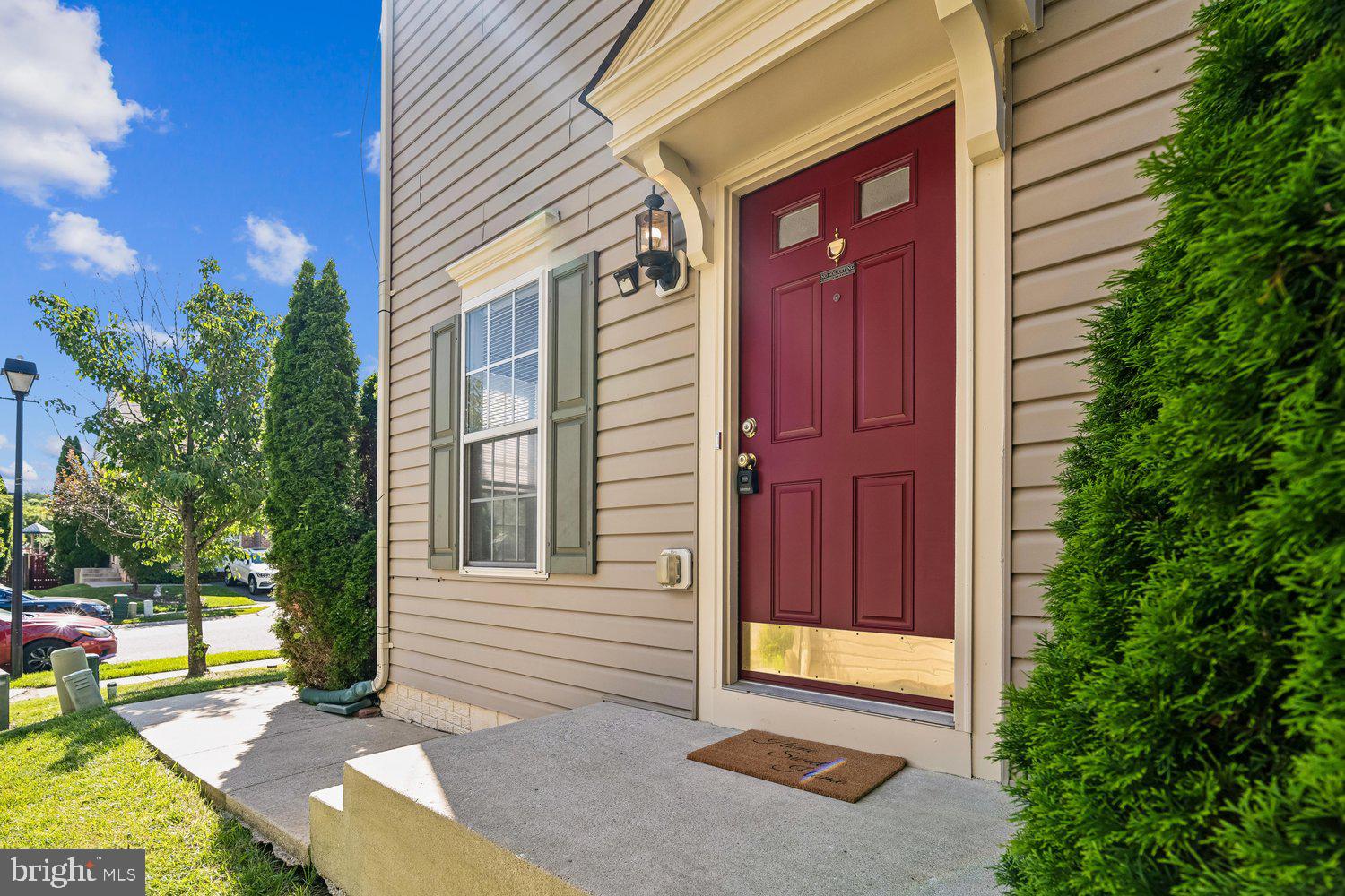 2426 Knapps Way Odenton, MD 21113 - Photo 3 of 71 Porch