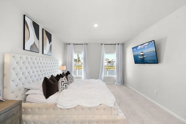 $395,500 | 113 Dabou Loop, Belle Glade, FL 33430