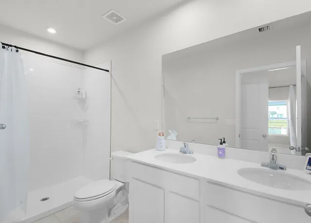 $395,500 | 113 Dabou Loop, Belle Glade, FL 33430