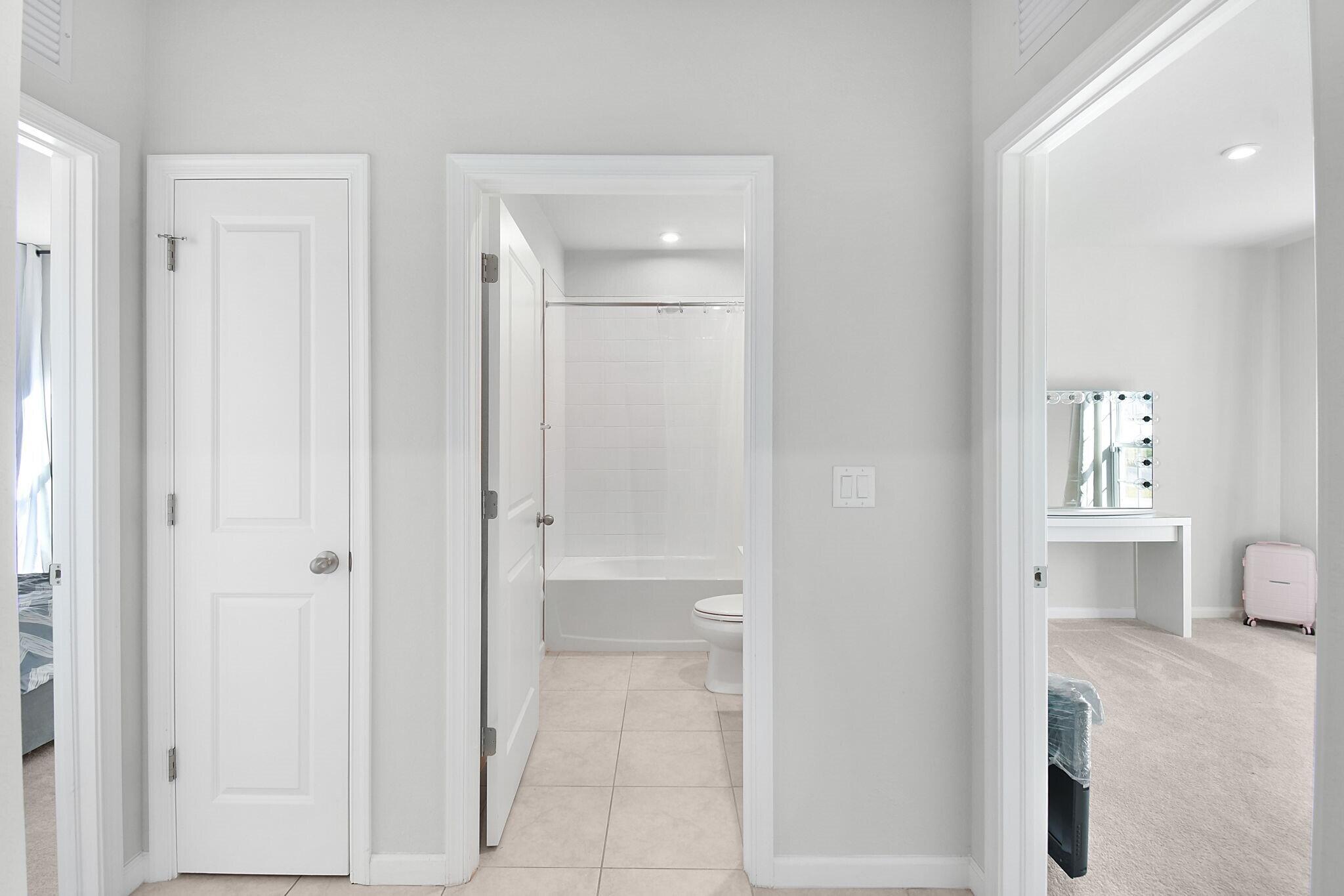 113 Dabou Loop Belle Glade, FL 33430 - Photo 5 of 29 113DABOU5