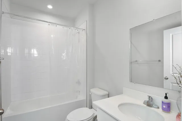 $395,500 | 113 Dabou Loop, Belle Glade, FL 33430