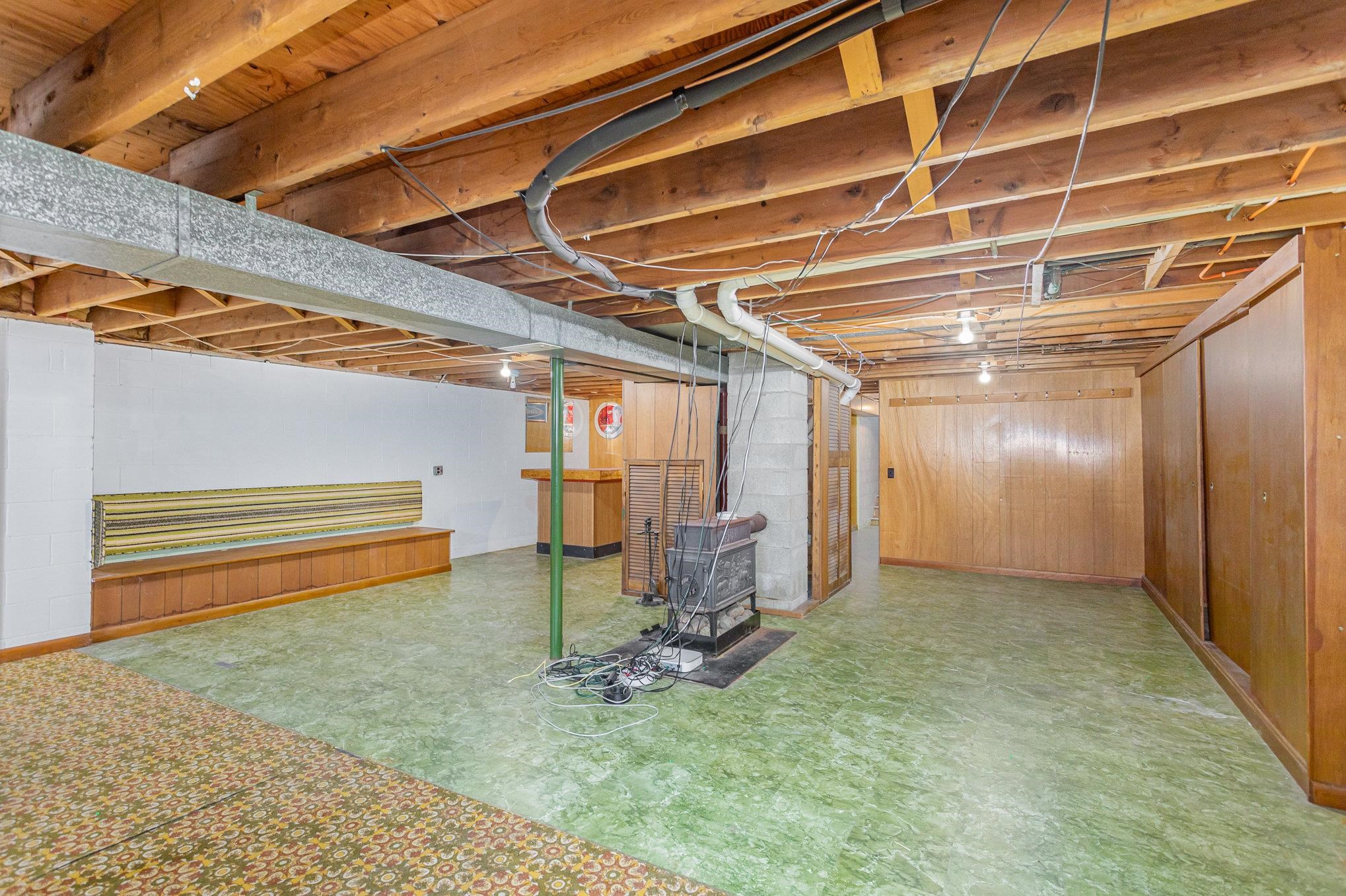 316 South Tuscola Road Bay City, MI 48708 - Photo 23 of 32