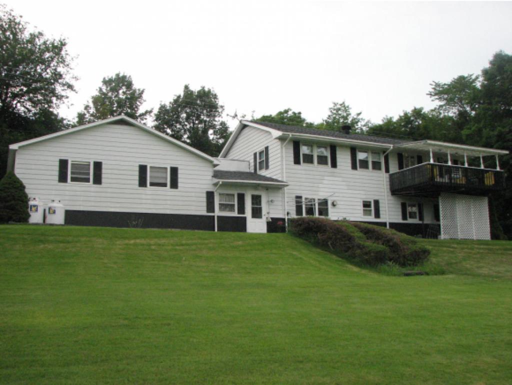 1971 Highgate Road Swanton, VT 05478 - Photo 4 of 32