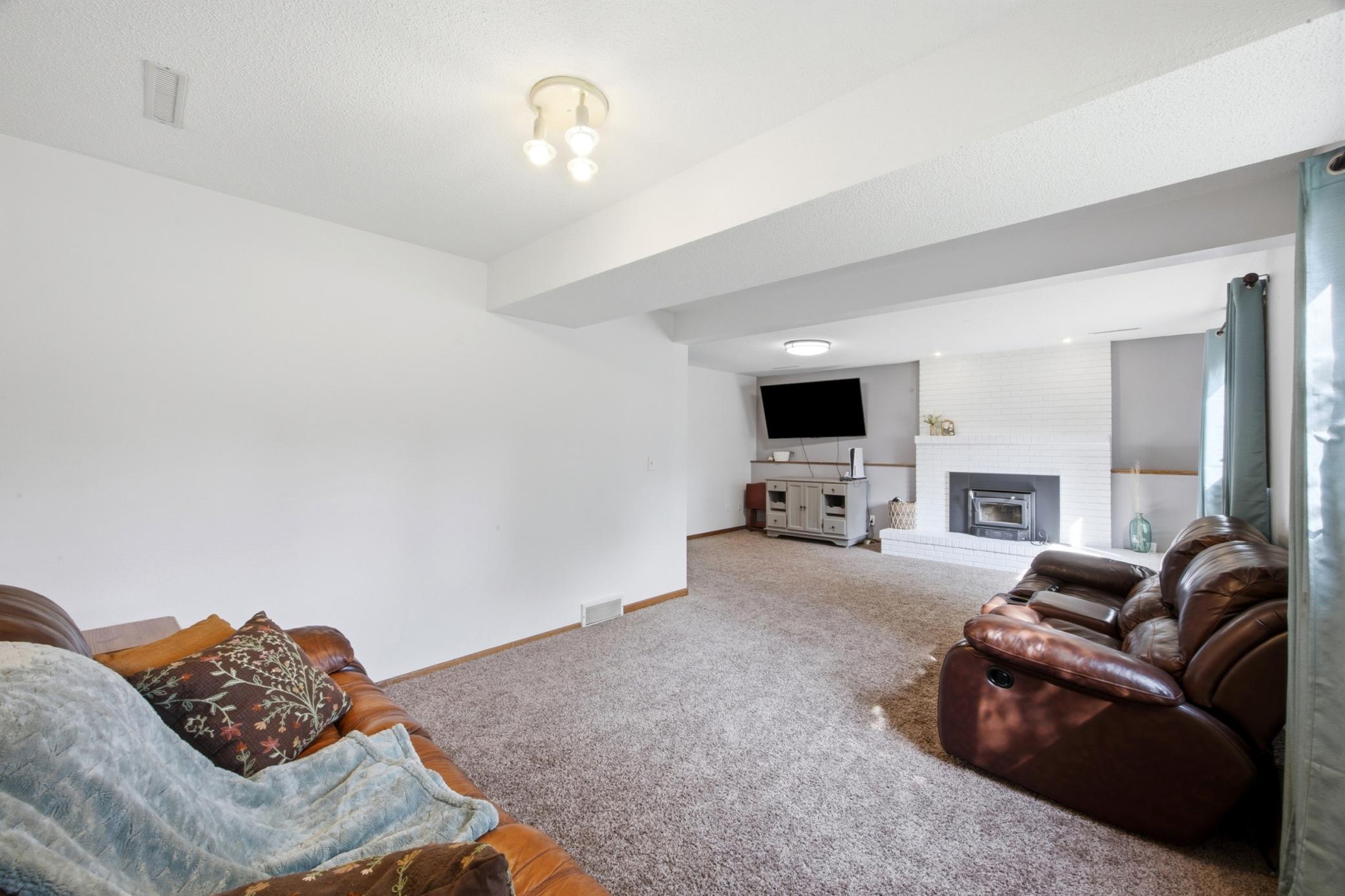 421 Rensvold Boulevard Moorhead, MN 56560 - Photo 18 of 26