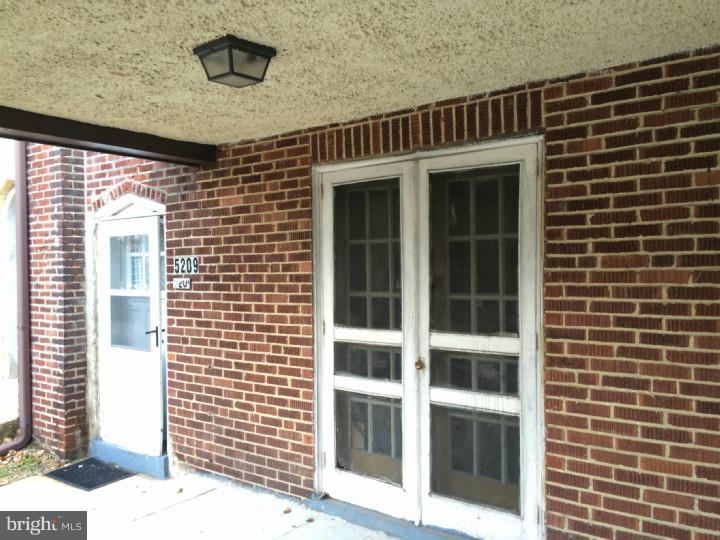 5209 Church Road Philadelphia, PA 19131 - Photo 4 of 25 Porch
