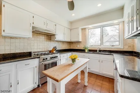$750,000 | 55 Luddington Road, West Orange, NJ 07052