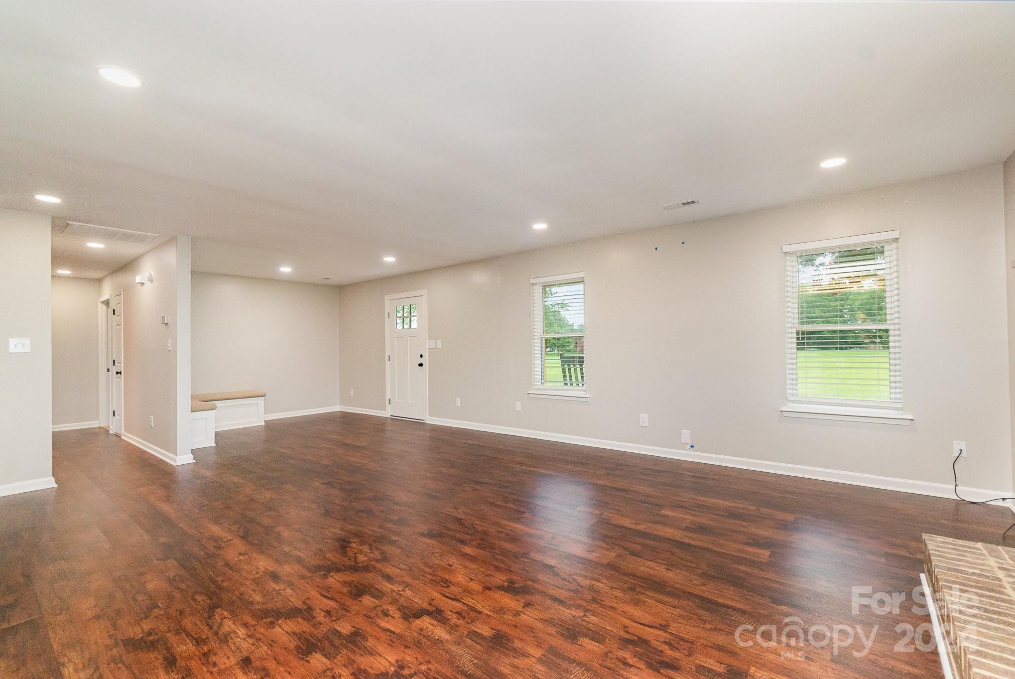 6109 White Store Pageland Road Marshville, NC 28103 - Photo 4 of 27