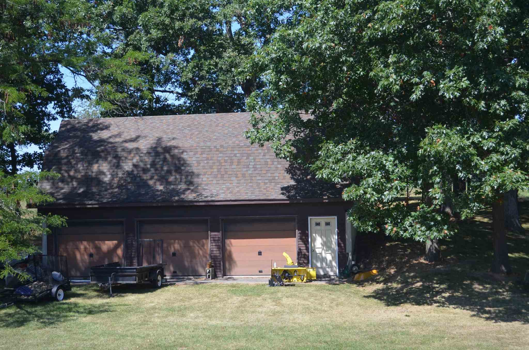 8027 Butt Road East Woodburn, IN 46797 - Photo 11 of 24
