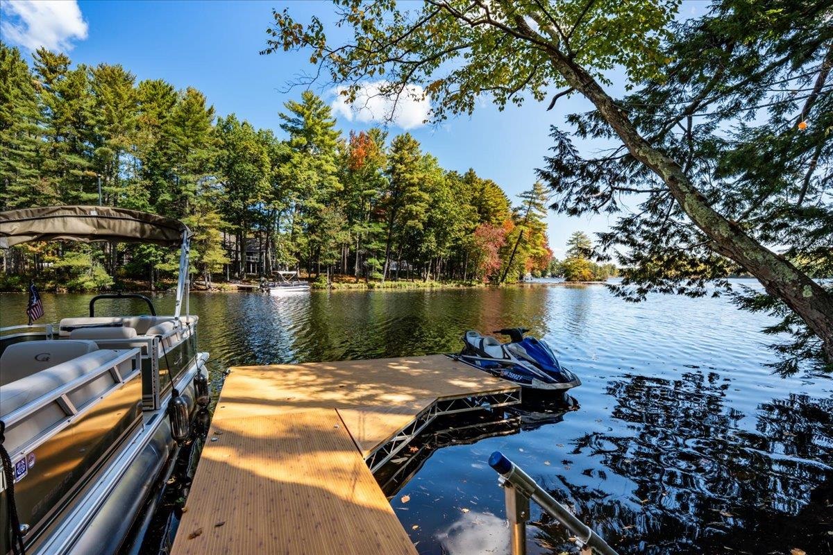 47 East Union Street Goffstown, NH 03045 - Photo 3 of 60