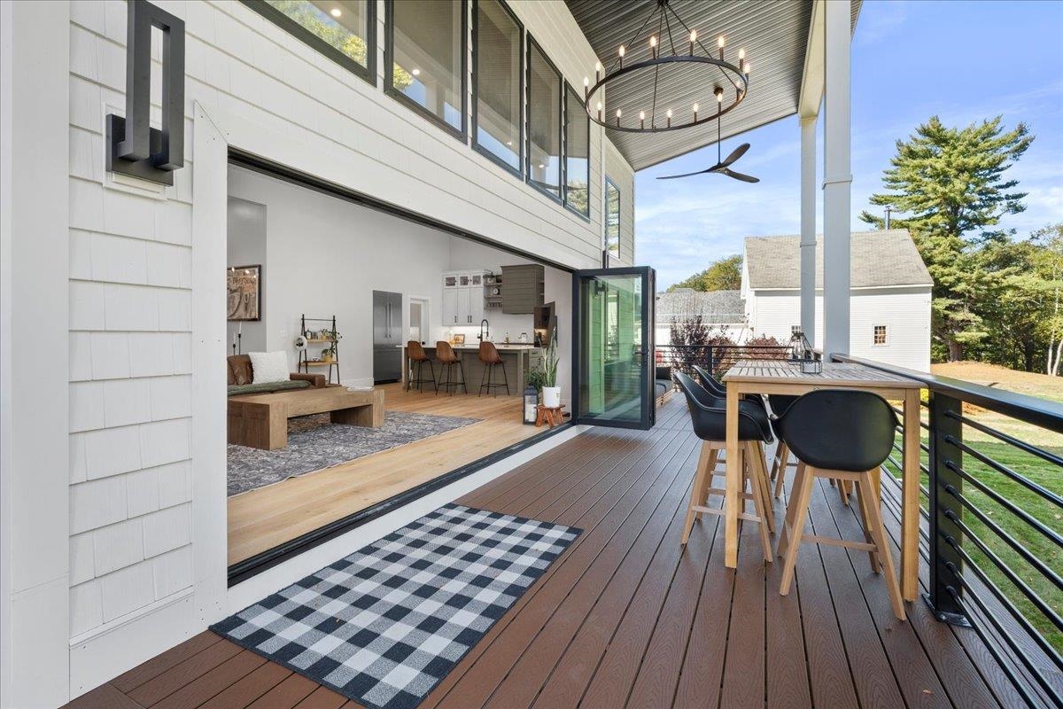 47 East Union Street Goffstown, NH 03045 - Photo 10 of 60