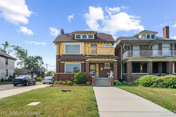 $600,000 | 2676 West Grand Boulevard, Detroit, MI 48208