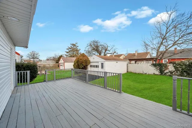 $889,000 | 245 Stone Street, Elmont, NY 11003