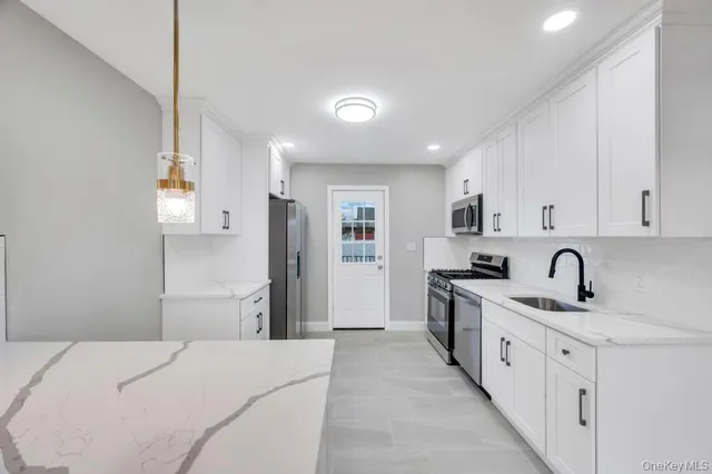 $889,000 | 245 Stone Street, Elmont, NY 11003