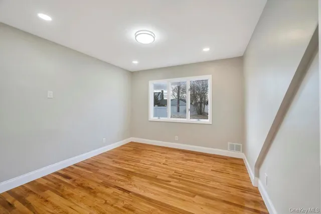 $889,000 | 245 Stone Street, Elmont, NY 11003