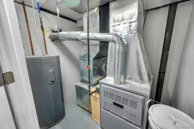 $889,000 | 245 Stone Street, Elmont, NY 11003